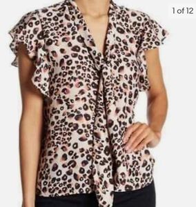 Cupcakes and Cashmere Gabe Leopard Short Sleeve  Blouse with Tie Size‎ Large